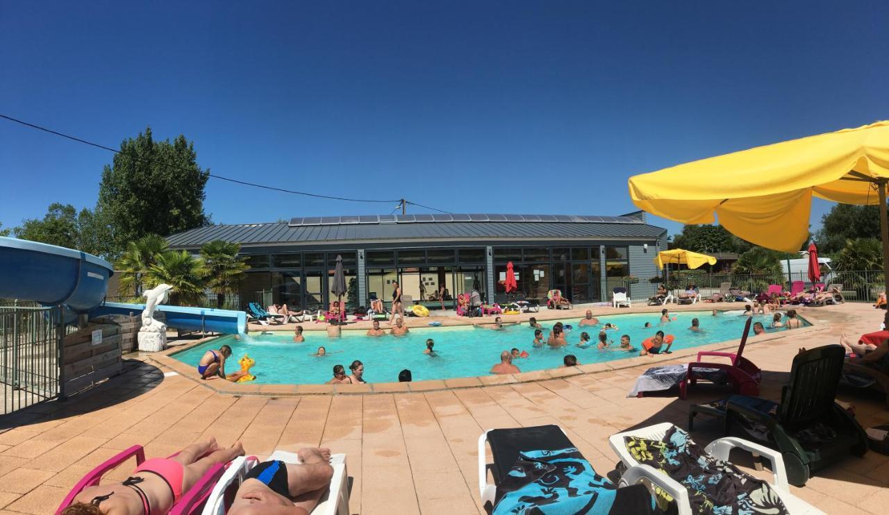 Camping La Haie Penee **** Ξενοδοχείο Saint-Quentin-en-Tourmont Εξωτερικό φωτογραφία